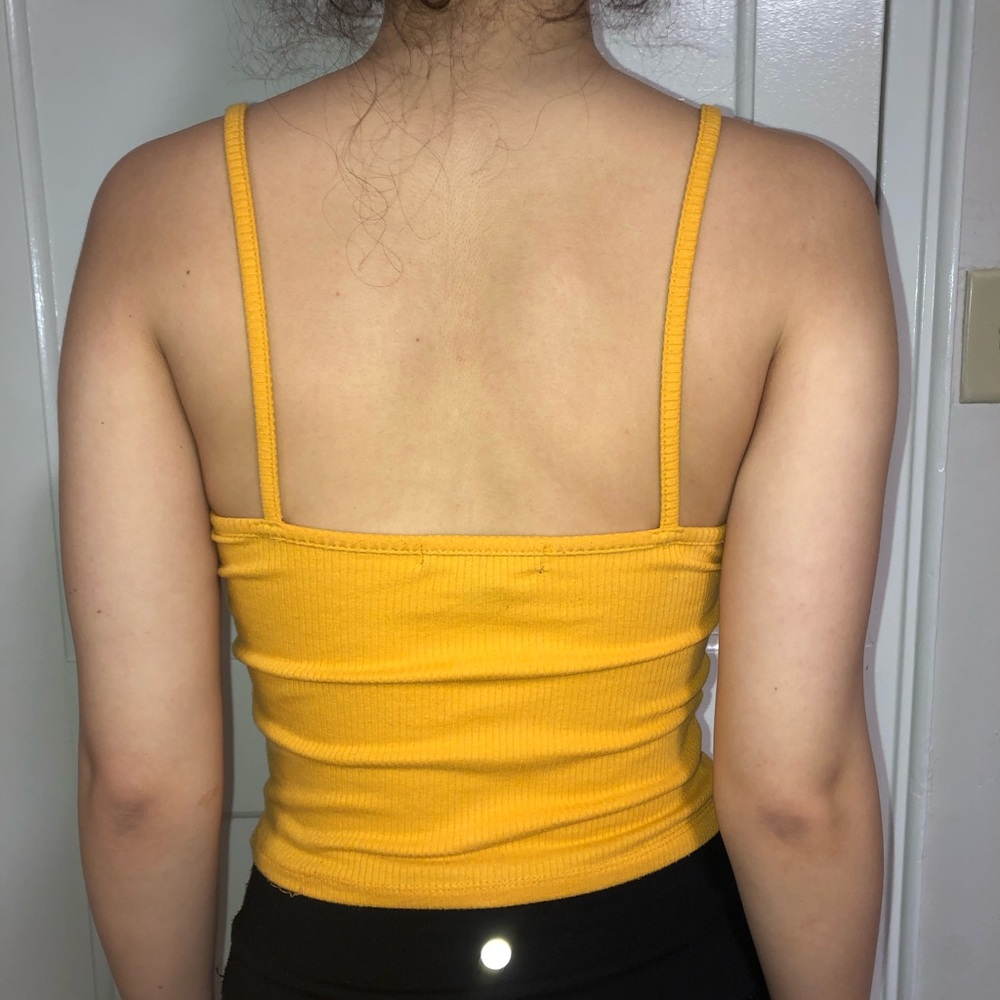 Bright yellow tank top 🌞